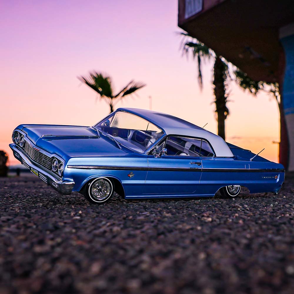 Redcat Racing 1/10th 1964 Chevrolet Impala Hopping Lowrider Light Blue & White RER32894