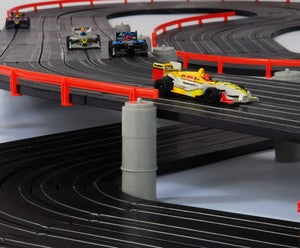 AFX21018 Super International HO Slot Car Set